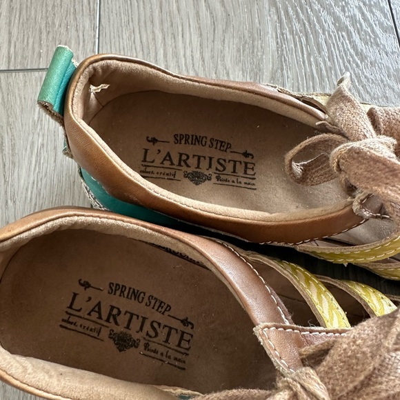 L'Artiste by Spring Step Porscha Sneaker - Picture 3 of 7